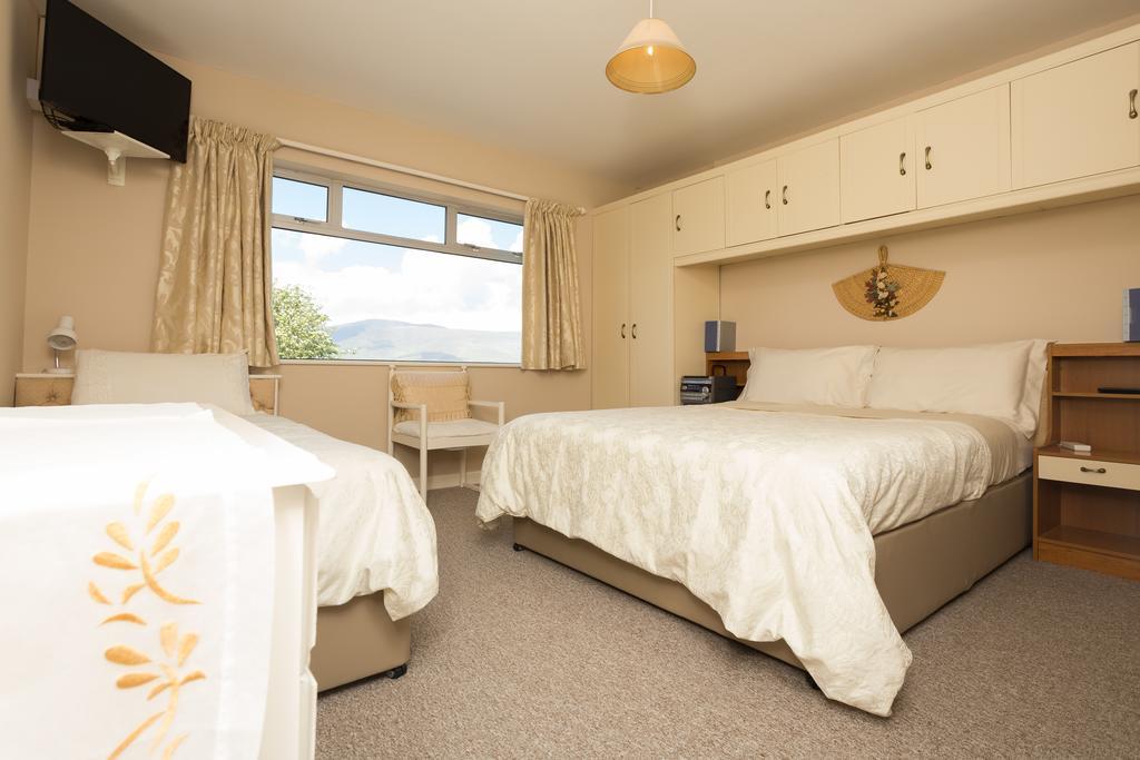 Fern Rock Bed And Breakfast Dromin Buitenkant foto